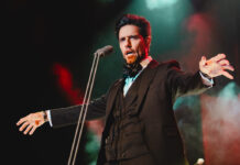 Thiago Arancam apresenta o show “Trilhas Inesquecíveis de Novelas” no Teatro Liberdade, em São Paulo