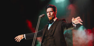 Thiago Arancam apresenta o show “Trilhas Inesquecíveis de Novelas” no Teatro Liberdade, em São Paulo